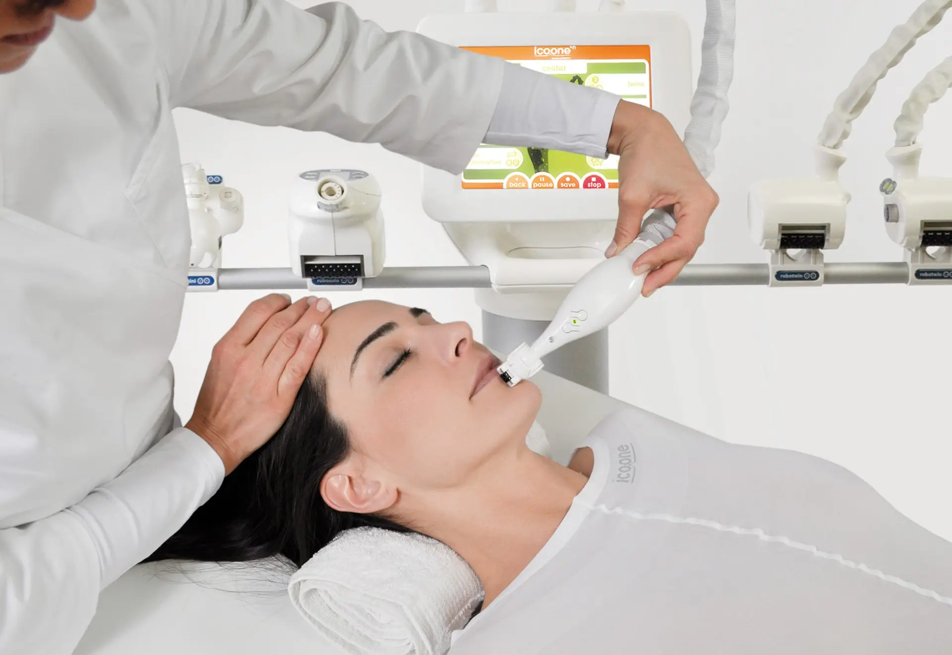 ORAJA_beauty_&_wellness_Behandeling_gelaat_Icoone